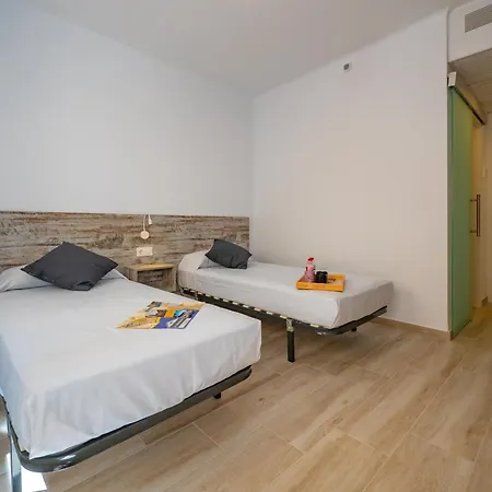 Agi Gloria Pensjonat 2*